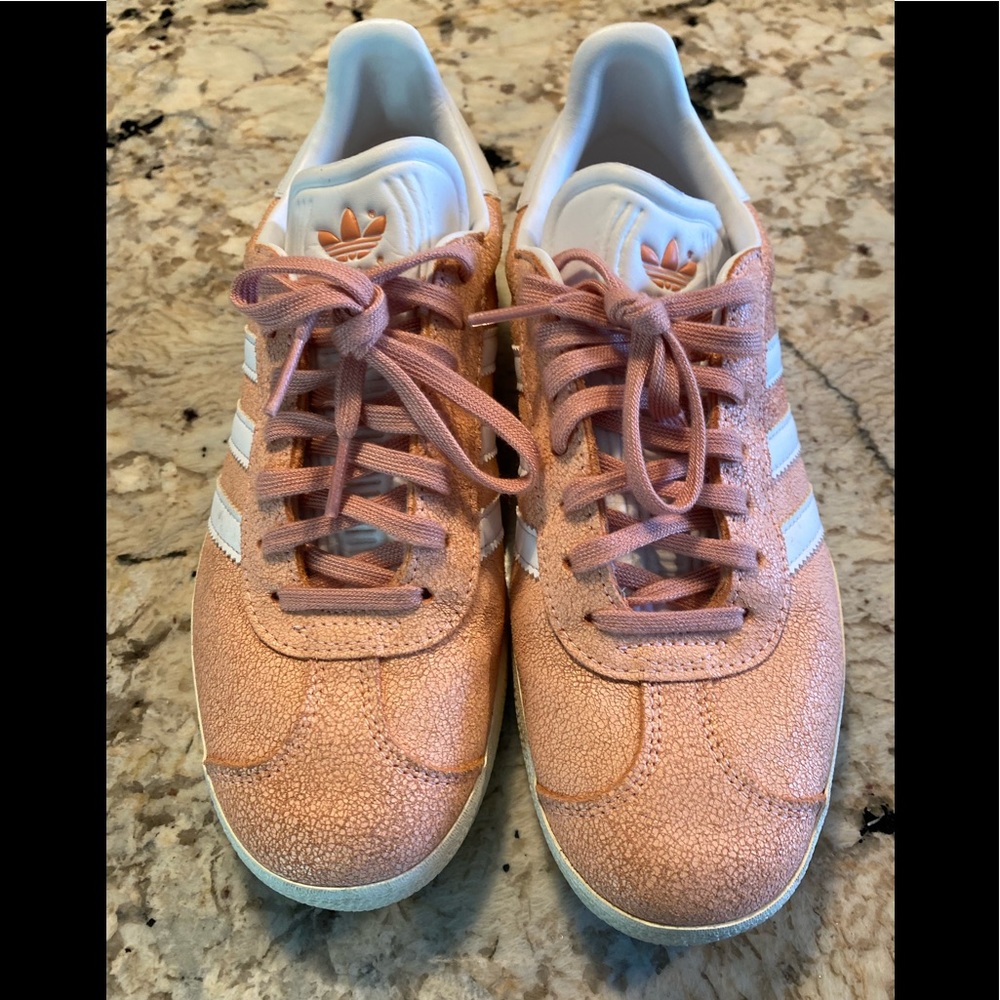 EUC Adidas Gazelle